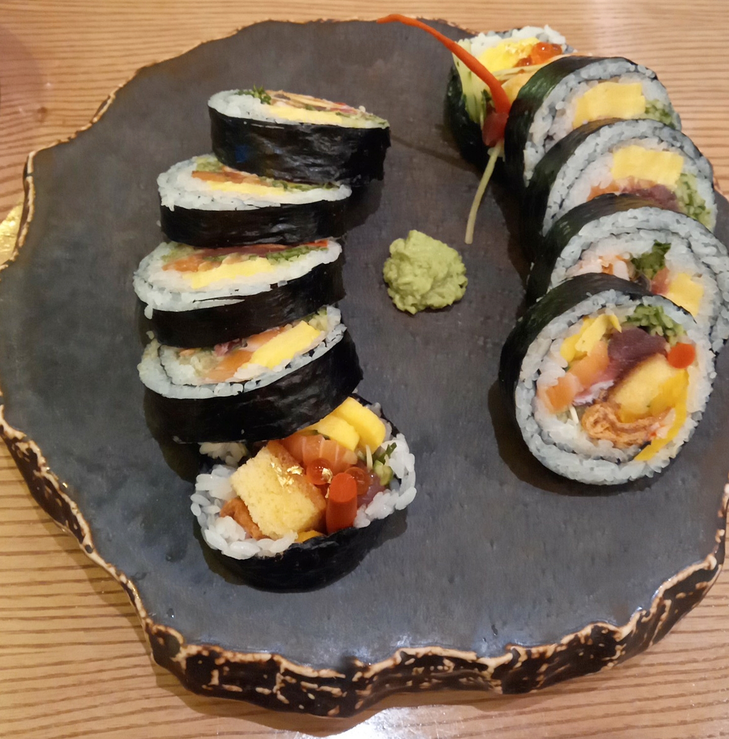 상무초밥-후토마끼