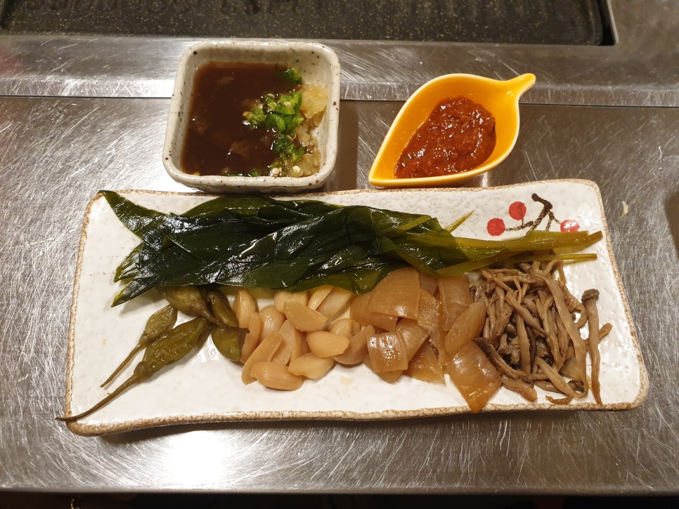 황재균 현빈 등 연예인들의 부산 필수코스 맛집이래~ 부산 동래 온천동 맛집 온천양곱창 : 이대호 22