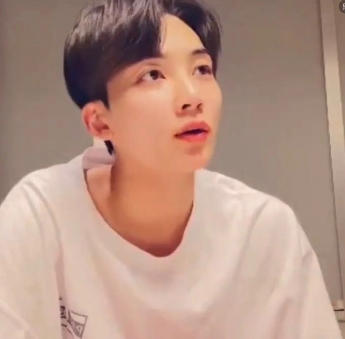  잘 먹어야 키 큰다는 어른들 말씀 듣고 매일 밤 누네띠네 먹고 잤다는 세븐틴 정한