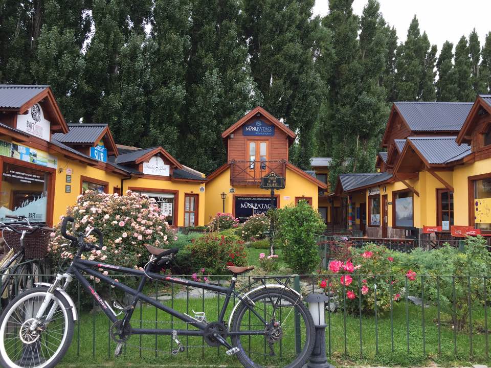  파타고니아 여행 Day-81 푸에르토 나탈레스(Puerto natales)에서 엘 칼라파테(El Calafate) 가기, 엘 칼라파테에서 자전거타기
