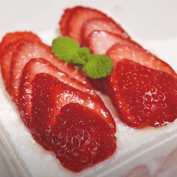 딸기 티라미수 케이크 썸네일