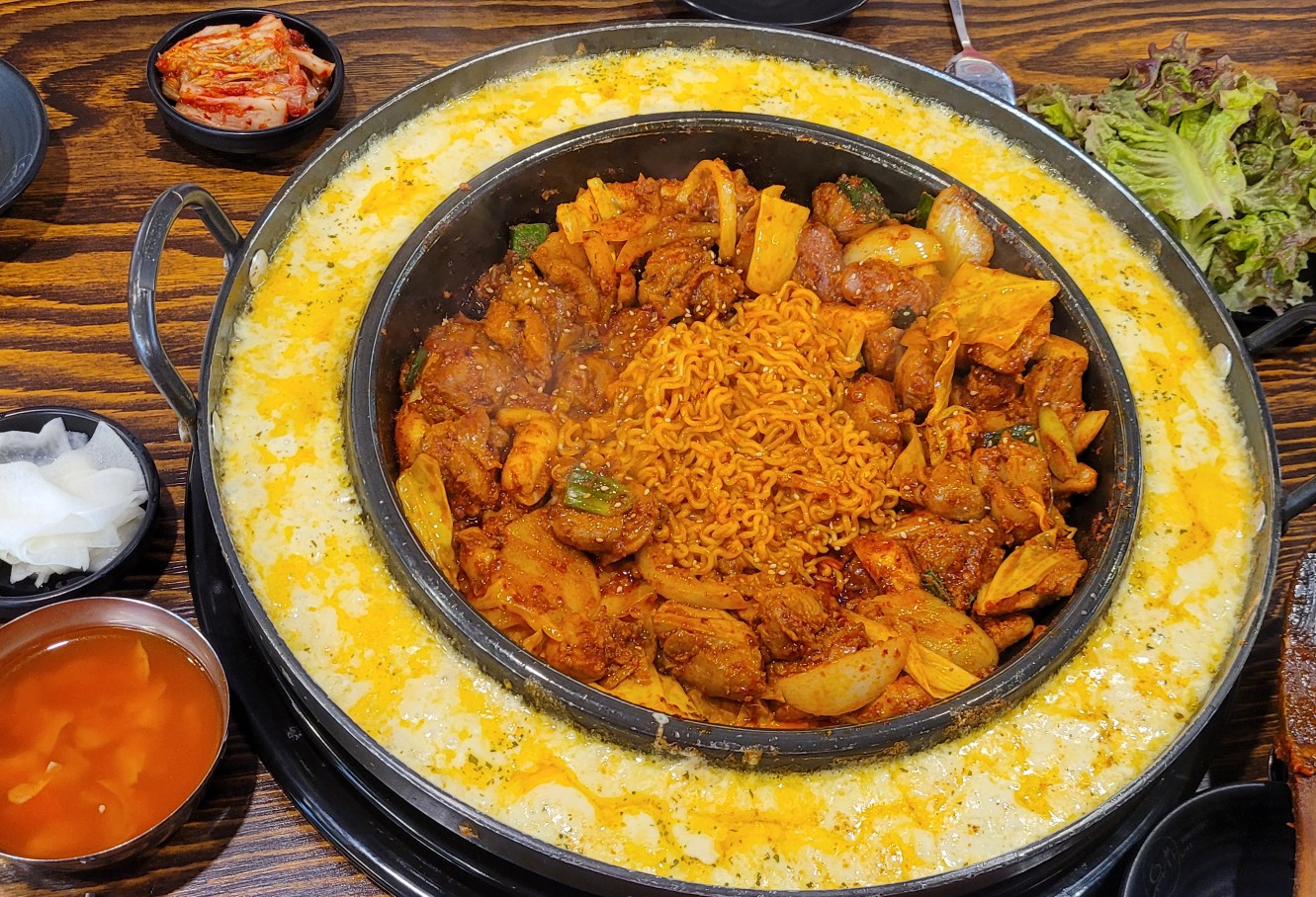 유가네닭갈비 이미지