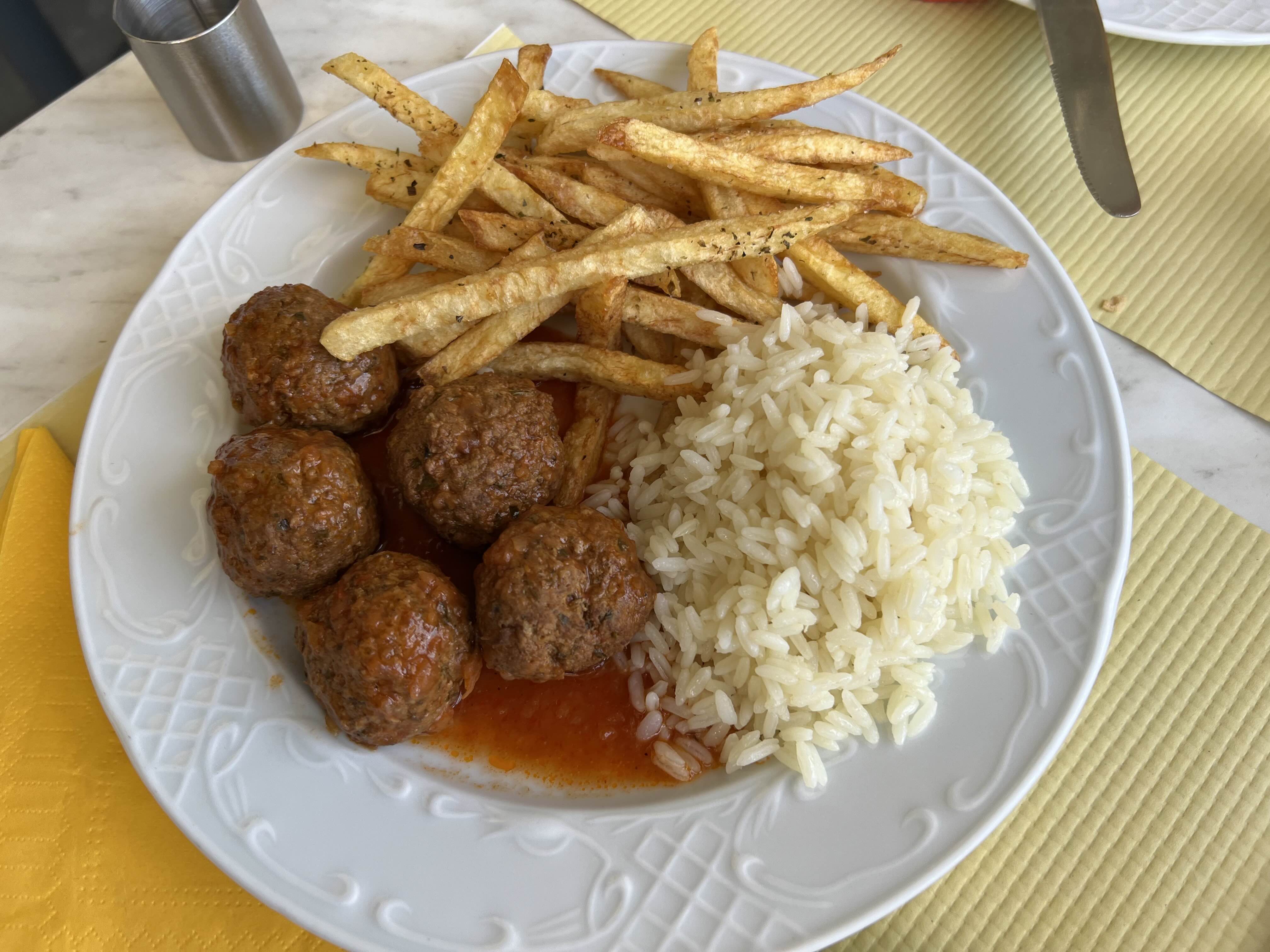  [그리스아테네여행 맛집추천] 친절한 사장님이 계신 Kyklamino Restaurant