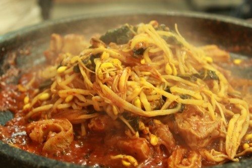  생방송 오늘저녁 시원한 콩나물과 고소한 곱창의 만남 콩곱이전골 인천 남동구 구월동 맛집 식당 생막창불곱창 정보와 리뷰 평점을 알아보자