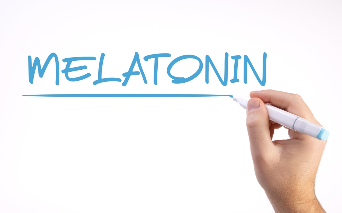 멜라토닌이란 무엇이며 어떻게 작용하나요?