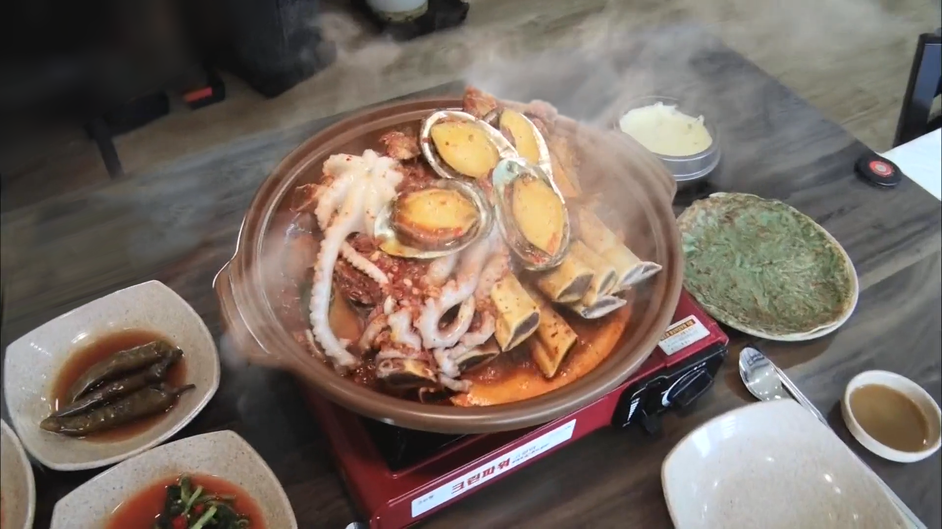  안성 맛집 일죽 장수왕갈비탕 생생정보 길이 23cm 대왕 소갈비찜
