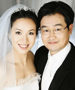 김은혜 남편 유형동 변호사 결혼사진 웃는모습