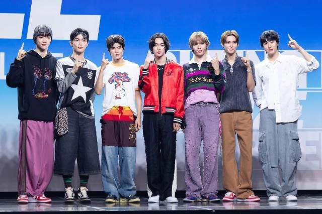  Justin Timberlake's label signs contract with rookie boy band Riize