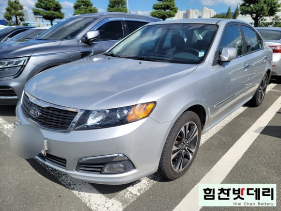 [힘찬배터리 창원점] 창원 성산구 남산동 기아 로체 자동차 밧데리 교환 전문점