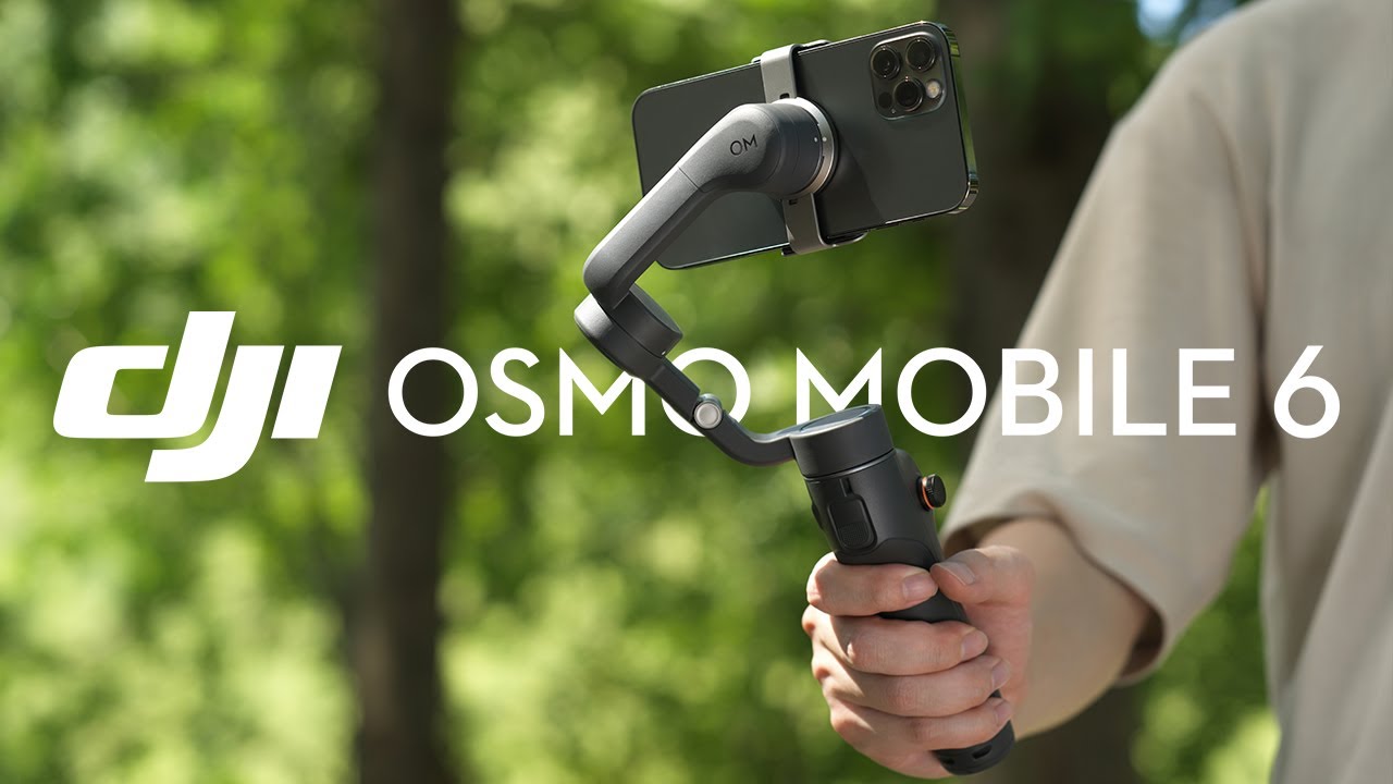 DJI Osmo Mobile 6 3축 모바일 안정 장치는 iPhone 15 동영상을 부드럽고 흔들리지 않게 유지합니다
