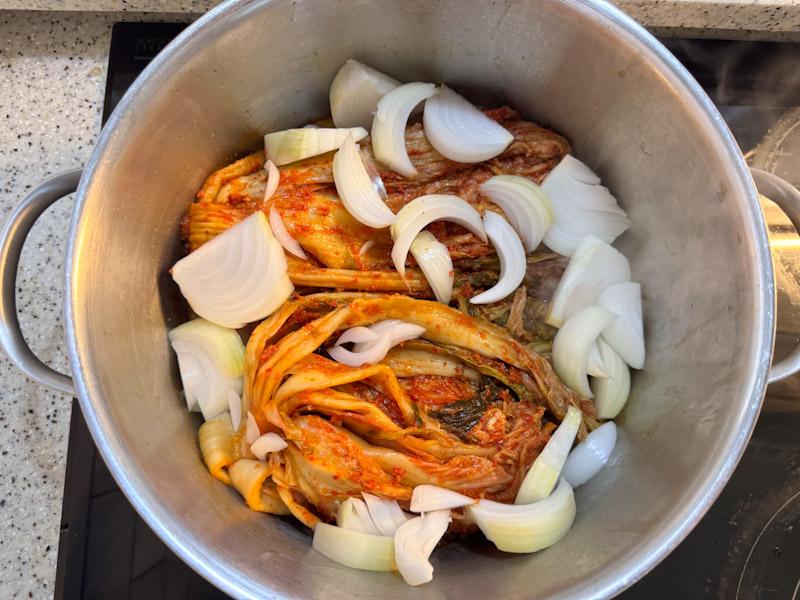 삼겸살로 만드는 김치찜 만들기