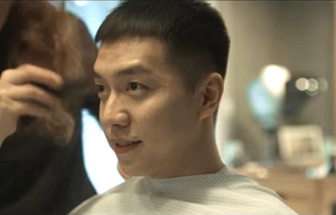 "어쩌다가 이 지경까지…" 18년 가스라이팅 당한 이승기가 소속사 갈등으로 결국 자진 삭발 감행한 현상황