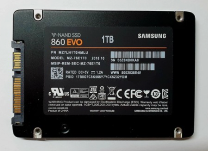 SSD 삼성 860EVO 모습