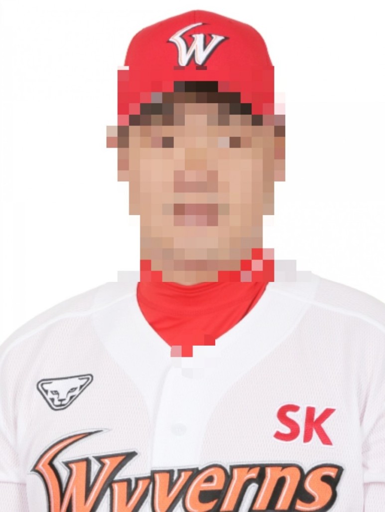 위협 충장중 (KBO 미국 마이너리그, 광주 출신)현재 수도권 구단 누구 ㅈㅇㅇ ✔ 프로야구 선수 학폭 논란 목욕탕 물고문, 입안에 살충제 흉기 8