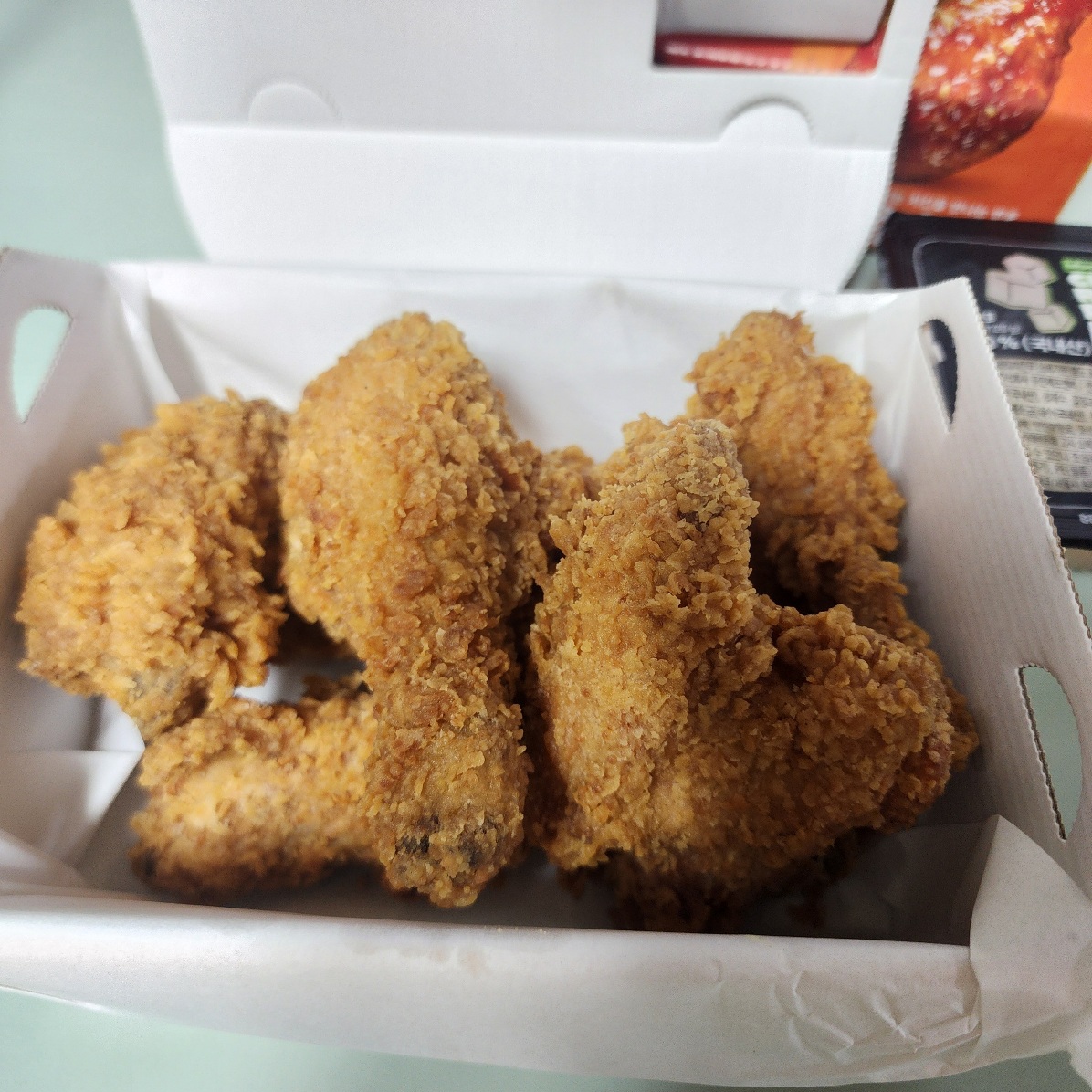 황금올리브-치킨-후라이드-반마리