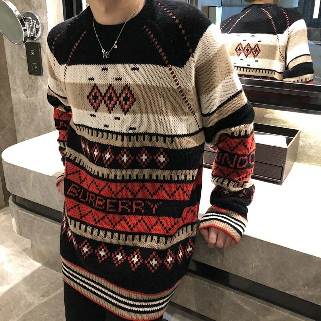  [BURBERRY] 버버리 인타르시아 니트 스웨터 8023480