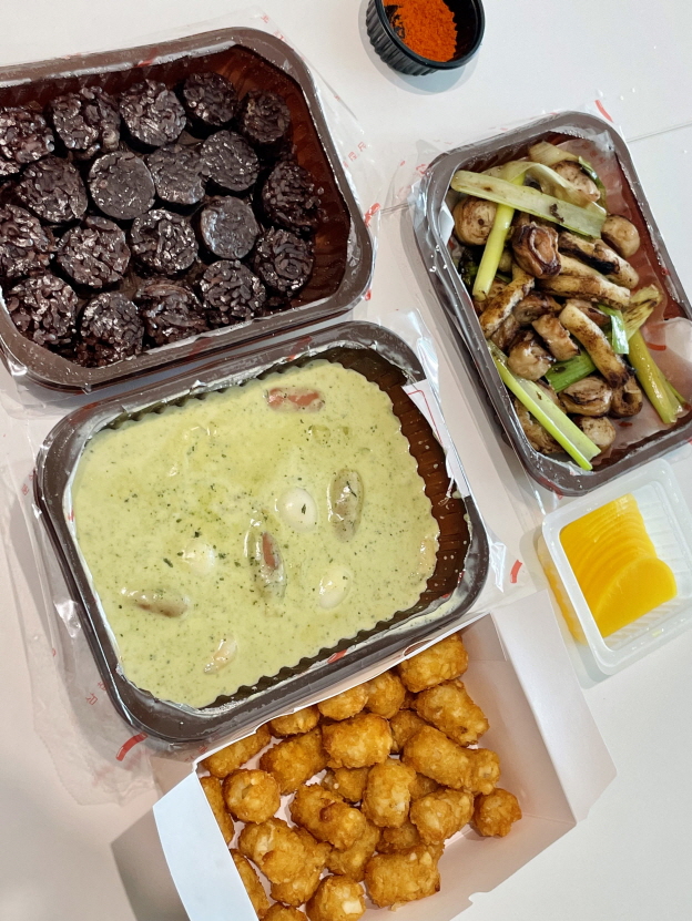  오늘은 분식? 삼첩분식 바질크림 떡볶이 솔직 후기(전주 인후점)