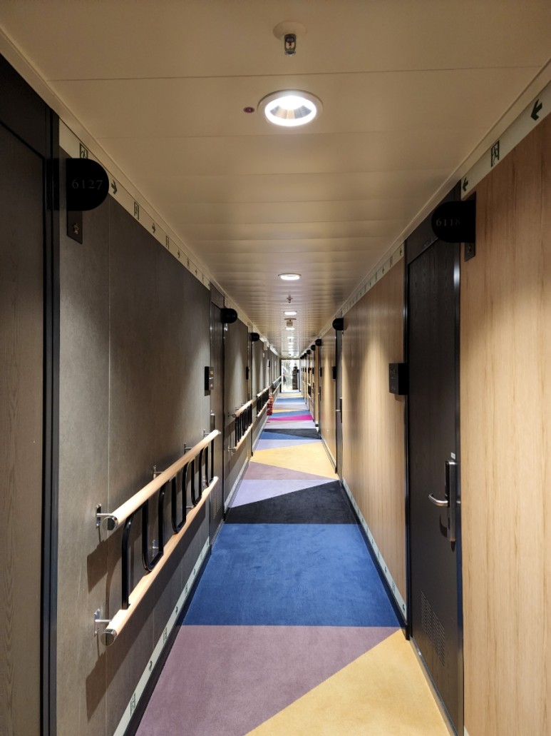 한일고속 골드스텔라 여수에서 배 타고 제주도 가는 방법. 84