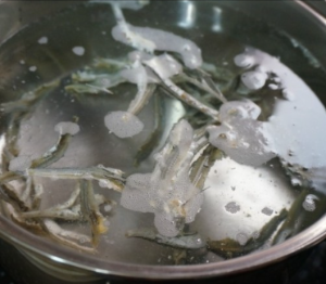 🍲 시래기된장국 레시피: 무청 시래기로 만드는 구수한 한 그릇 요리