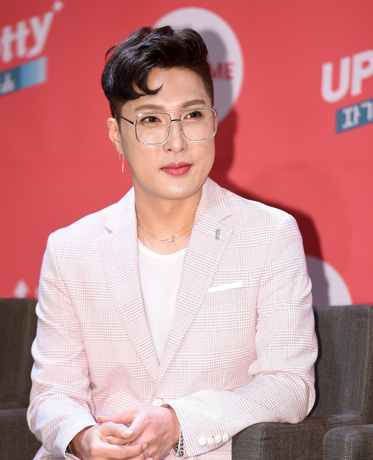  김기수, 성매매 영상 논란과 음모론 파헤치기
