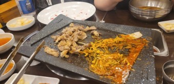 3300원 대패삼겹살 