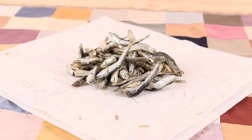  멸치꿈 해몽, 멸치먹는꿈