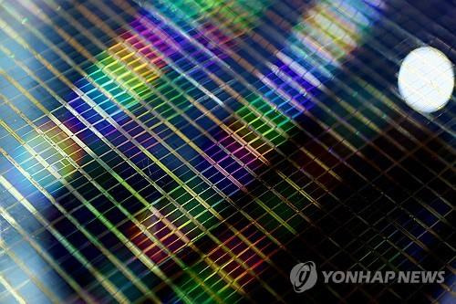 삼성전자
TSMC
아랍에미리트
wsj