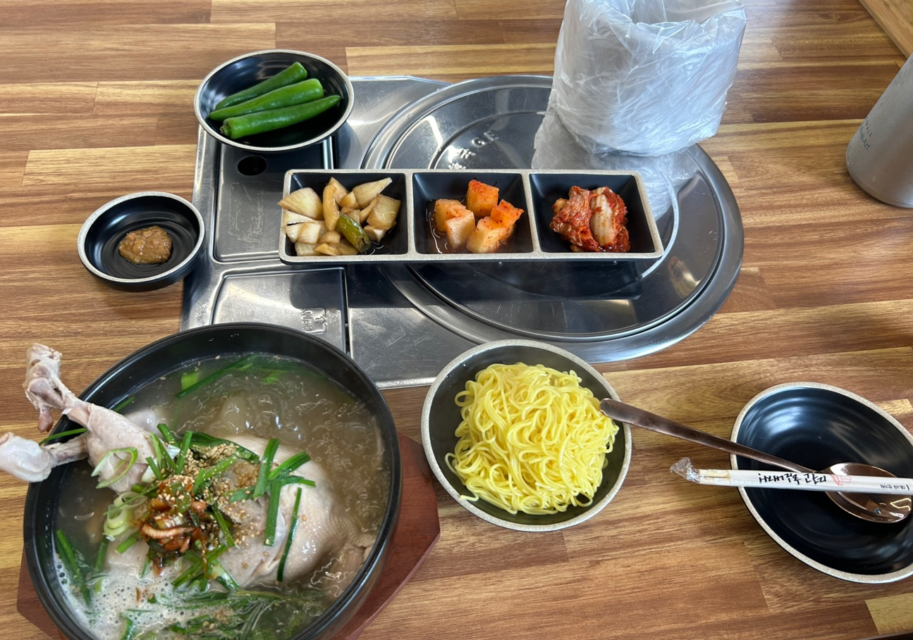 푸짐한닭한마리 이미지