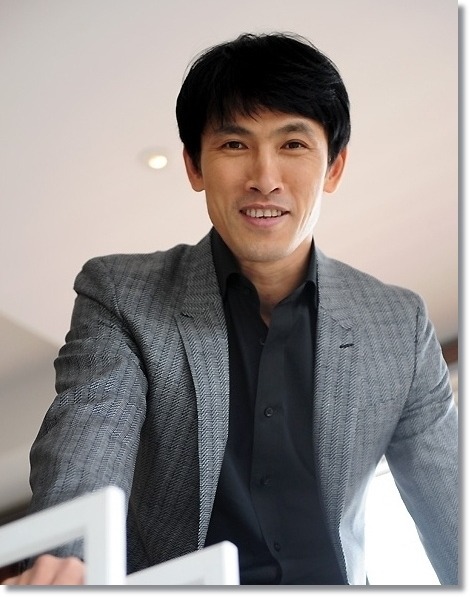  유오성 과거 폭행 사건. 엘리트 집안 검사 출신 형 화제