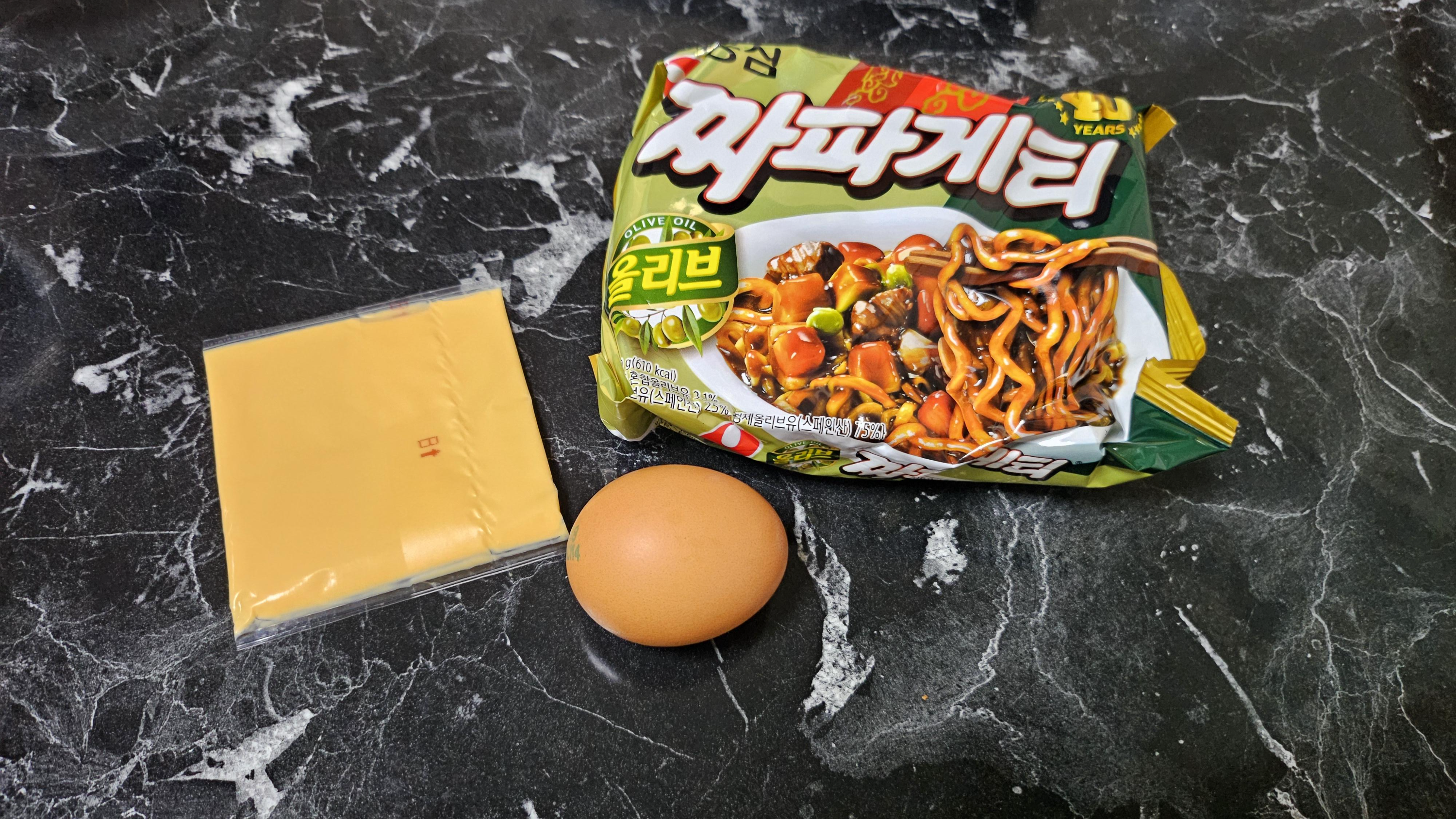 짜계치란? 짜장라면의 맛있는 변신