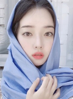  김유지  정준