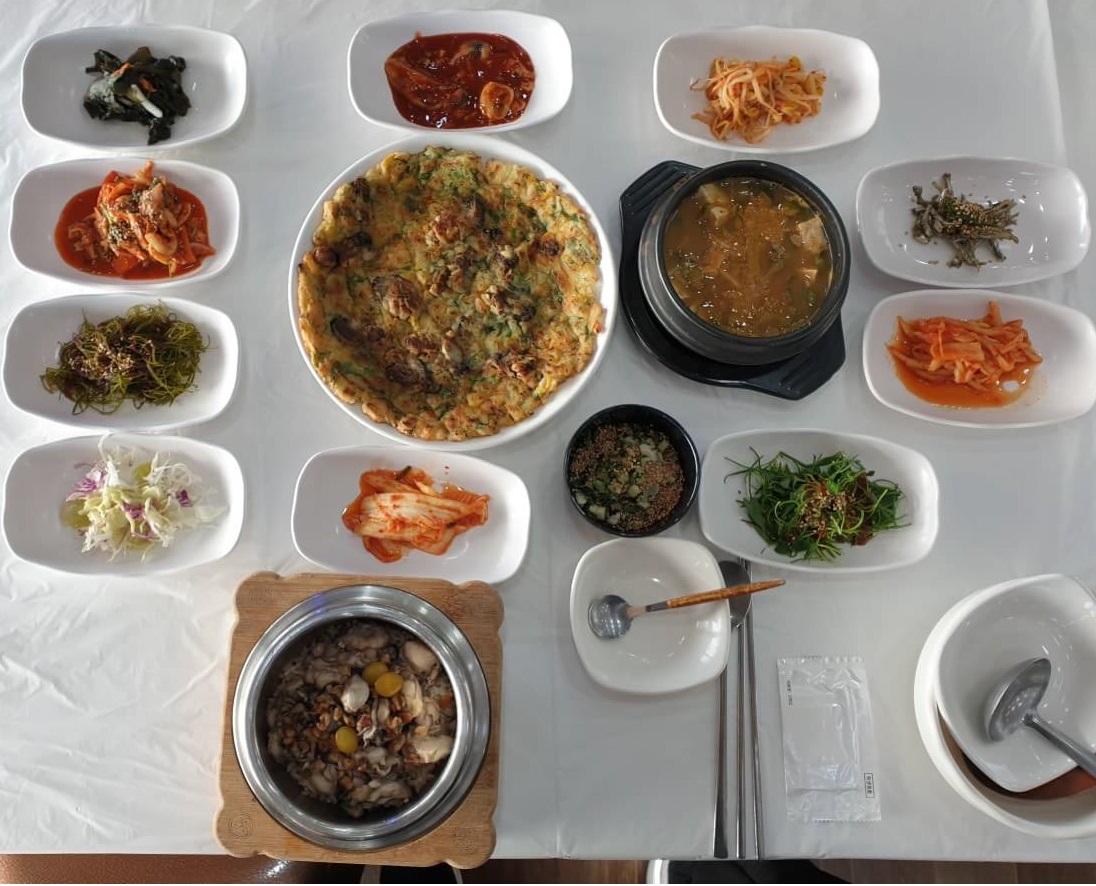 생생정보 미스터 Lee의 사진 한 컷, 대한민국 충남 서산 간월도 영양굴밥 맛집 간월도별미영양굴밥 생생정보 2295회
