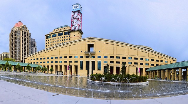 캐나다 미시소거 다문화 사회, 경제성장, 교통 인프라에 대한 사진