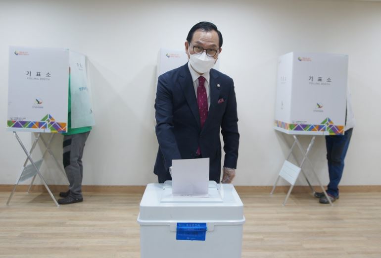  천안시장 보궐선거 결과 박상돈 당선
