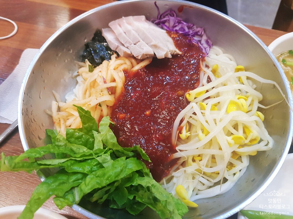 고기비빔국수