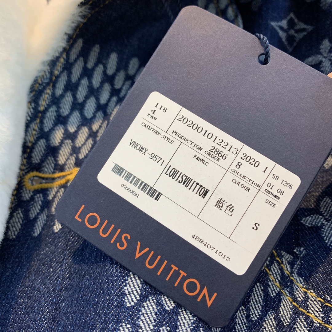Louis Vuitton, Jewelry, Louis Vuitton Mp278 Nigo Collab Pendantlv  Mountain Bear Polar Bear Necklace