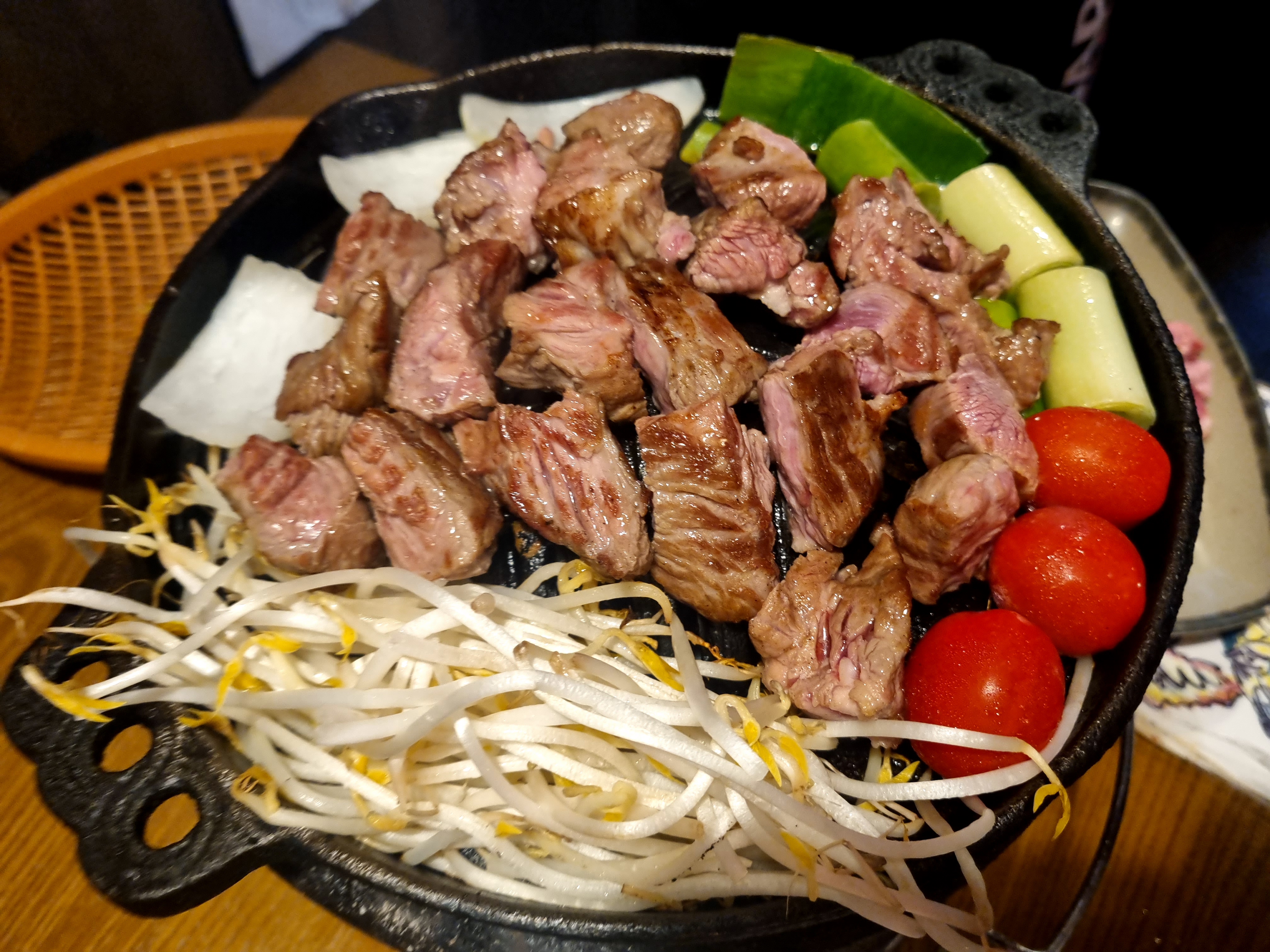 천안 두정동 양고기 전문점 토마포크 양갈비맛집 히츠지야