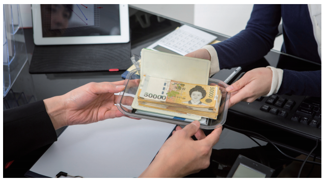  출납창구사무원(하는일, 업무환경, 되는법, 학과, 전망)