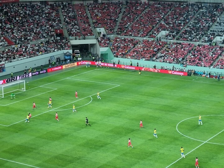 한국-브라질-축구-직관-경기하는-모습