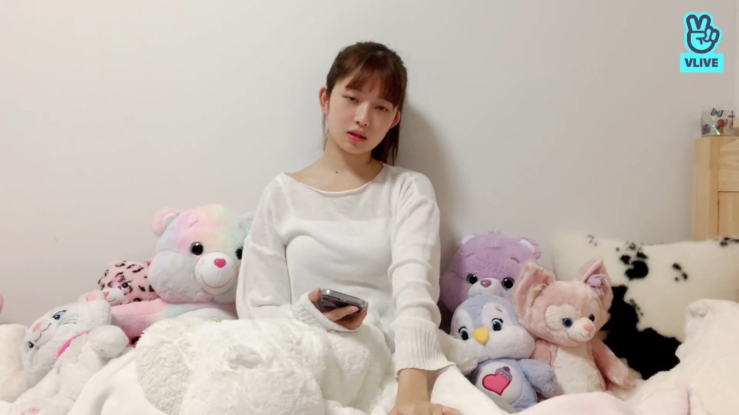  아이브 콩순이 레이 브이앱짤