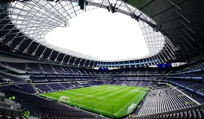 토트넘 홋스퍼, 세계 최초 축구경기장 내 전기카트 트랙설치...F1 레이스 가능해져 VIDEO: Tottenham to build world's first in-stadium karting track