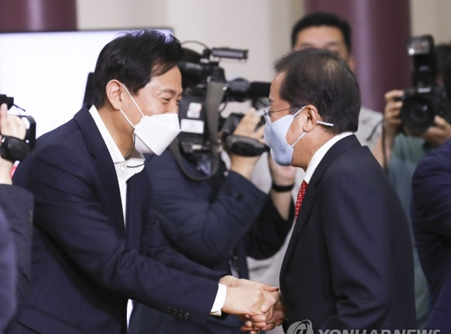  여야 8인 호감도…오세훈·홍준표·이재명·유승민