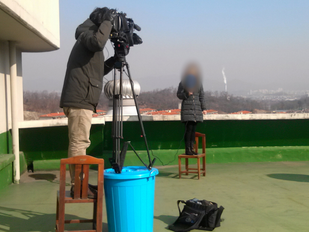  기사의 현장감을 살려주는 스탠드업 다양한 케이스
