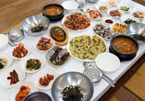  생생정보 21첩 꼬막 정식 밥상 전남 순천 순천만 맛집 식당 위치 어디