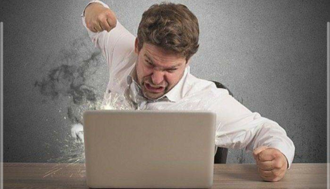  컴퓨터 느리게 만드는 제어판 쓰레기 광고 프로그램