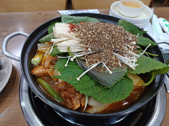  [성내동 강동구청 감자탕 맛집] 장터순대국감자탕
