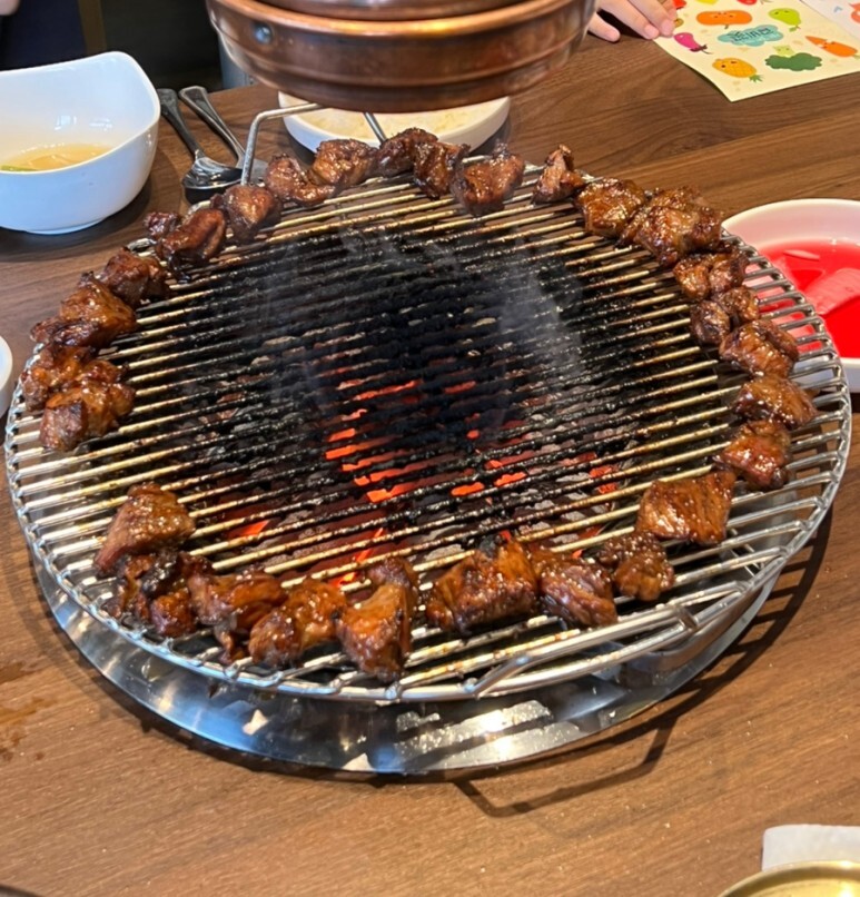  동탄 돼지갈비 맛집 갈비꽃