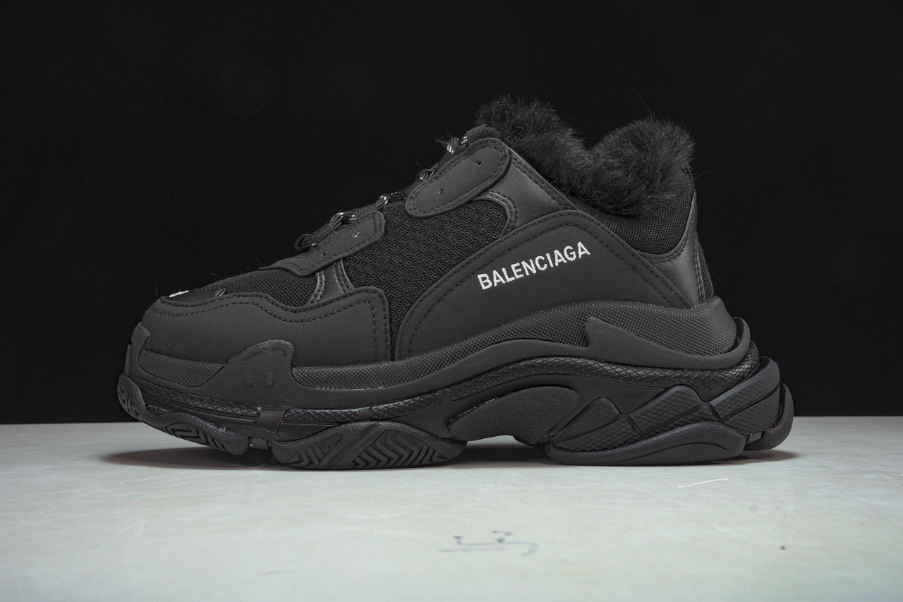  [BALENCIAGA] GT 발렌시아가 트리플S 스니커즈 페이크 퍼 668562 W3CQ5 1000