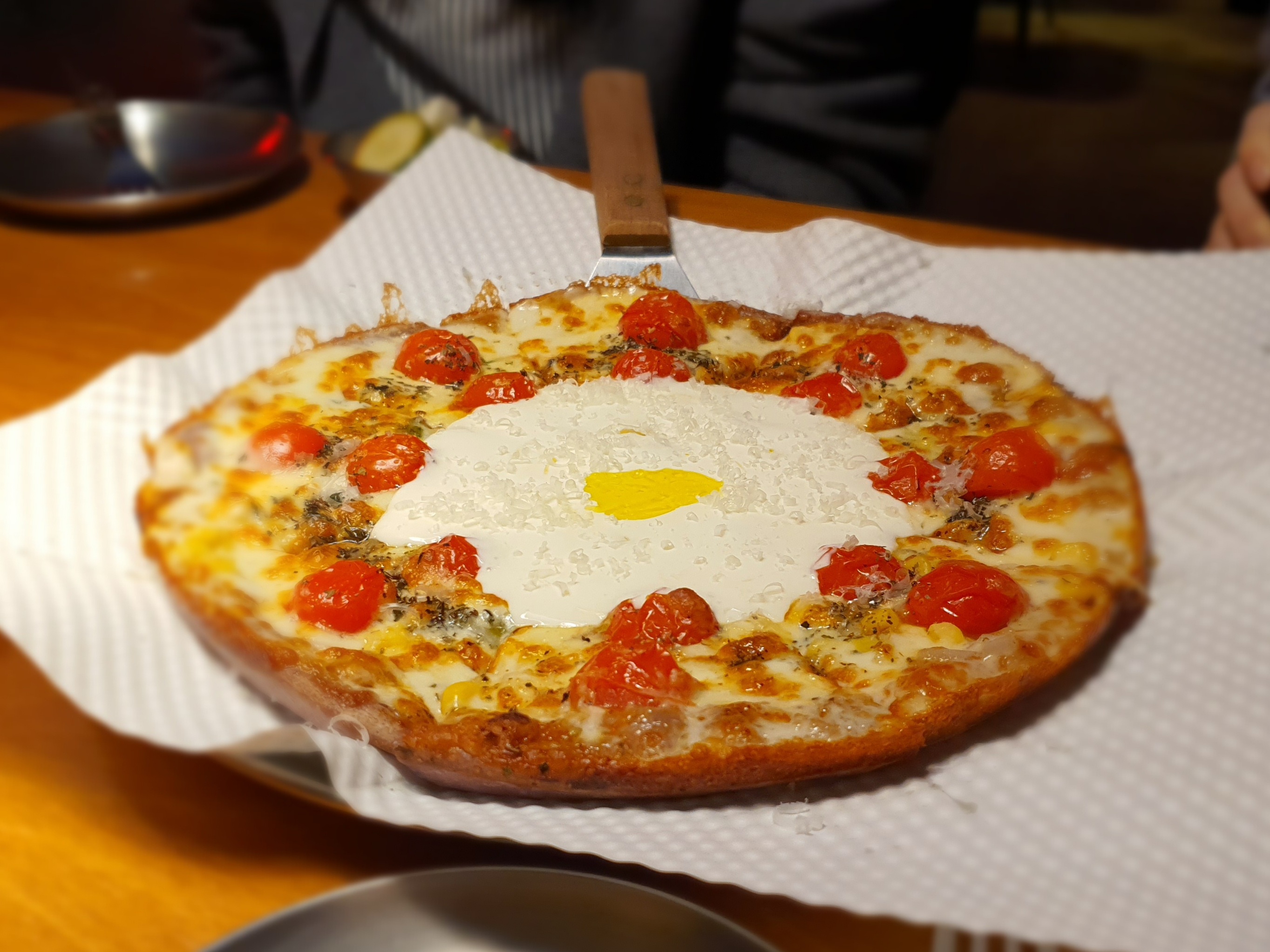 언노온 피자
