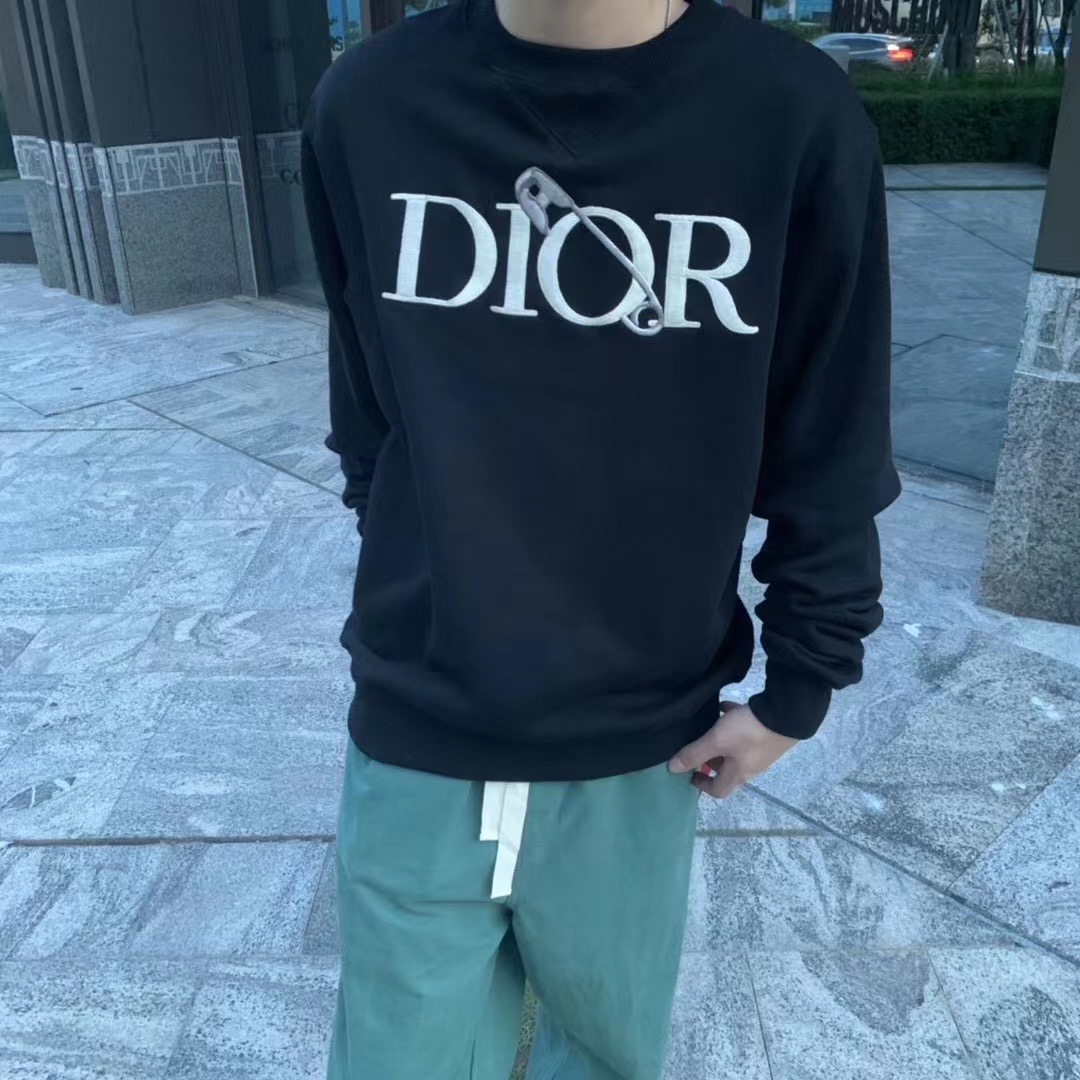  [DIOR x JUDY BLAME] 디올 X 주디 블레임 오버사이즈 스웨트 셔츠 맨투맨 티셔츠 043J604A0531_C981 (3 COLOR)